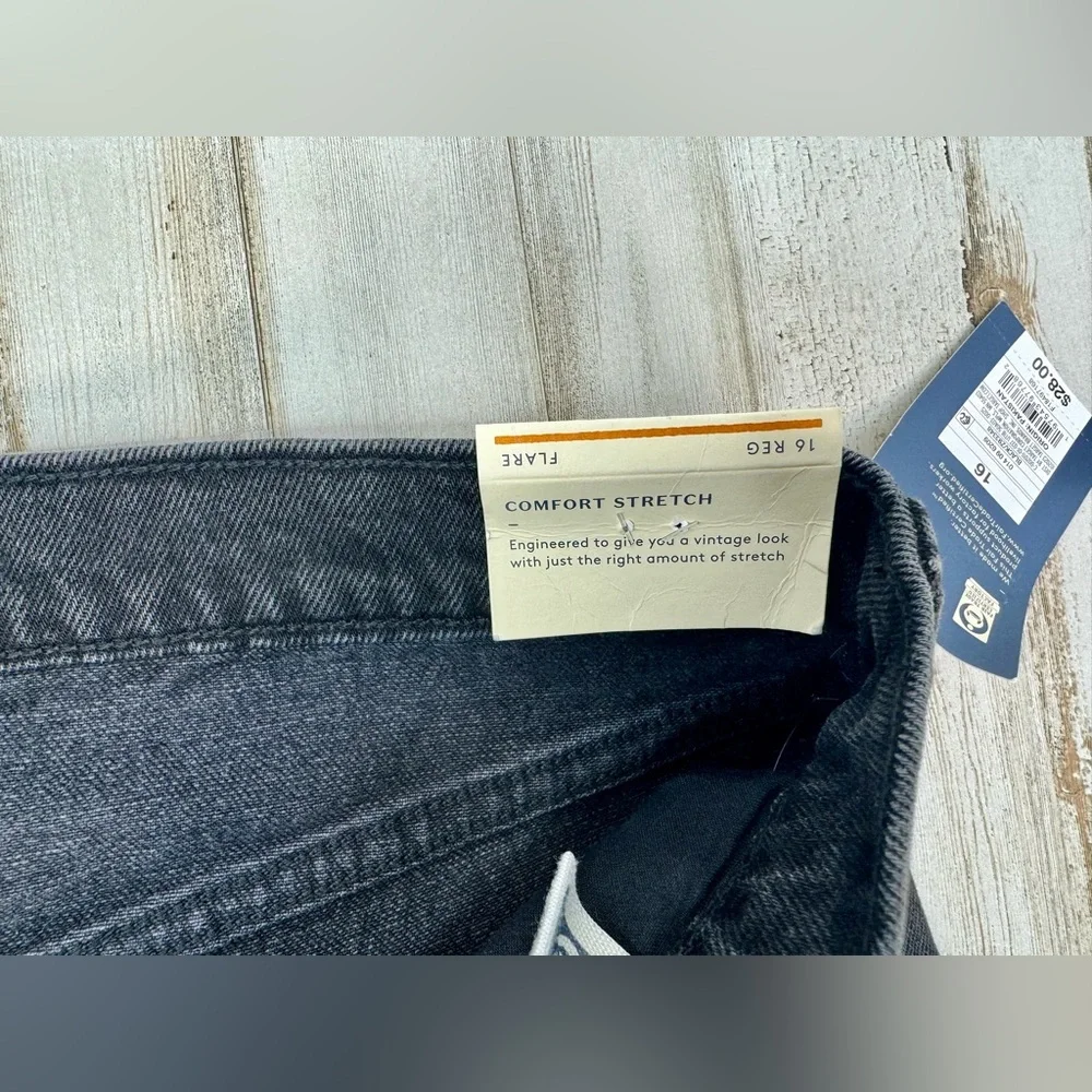 Universal Thread Women's High-Rise Flare Jeans Black Denim Size 16R Short NWT - Picture 5 of 12